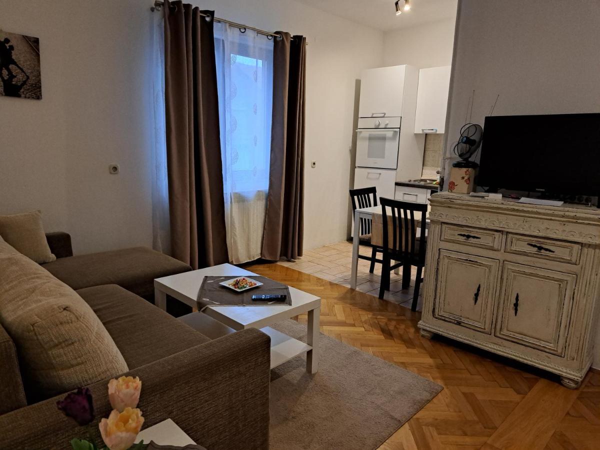 Ferienwohnung Apartman Zuki Zagreb Exterior foto